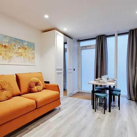 Modern - 2br 6p - Enfants-rouges Apartment